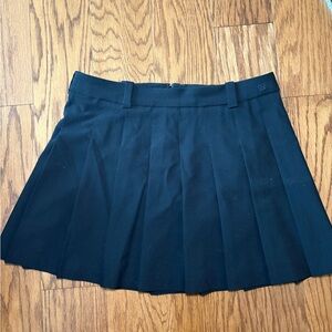Aritzia Black Mini Pleated Skirt